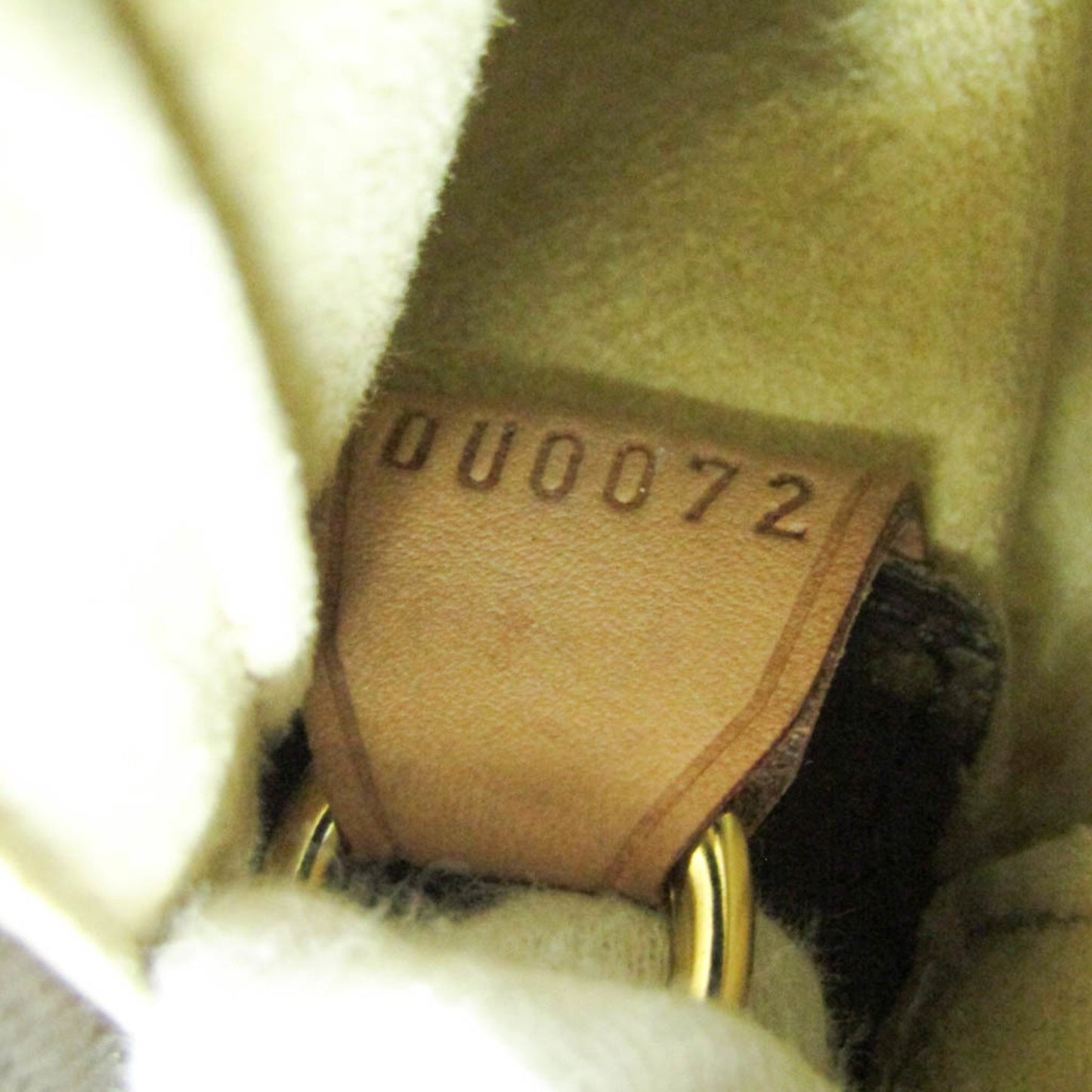 Louis Vuitton Looping Handbag Monogram Canvas GM