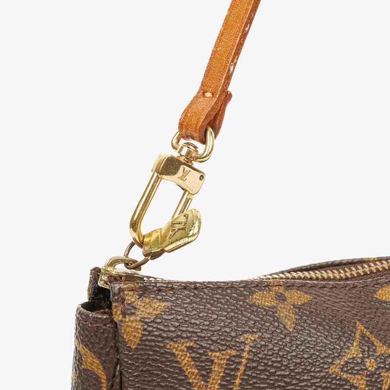 Pochette Accessoires Louis Vuitton Monogram Canvas Clutch Bag