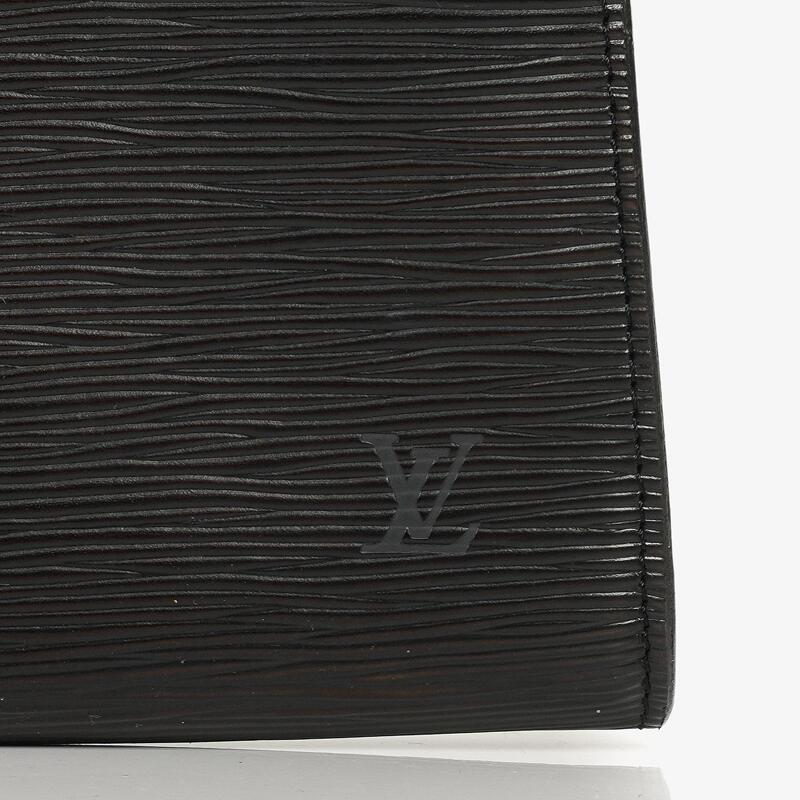 Louis Vuitton Pochette Accessoires Black EPI Leather Clutch Bag