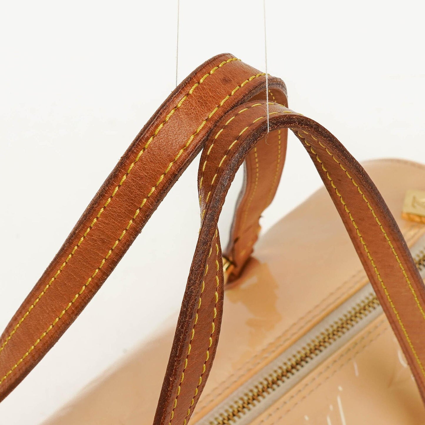 Louis Vuitton Papillon 30 Bedford Cream Beige Monogram Vernis Leather Bag